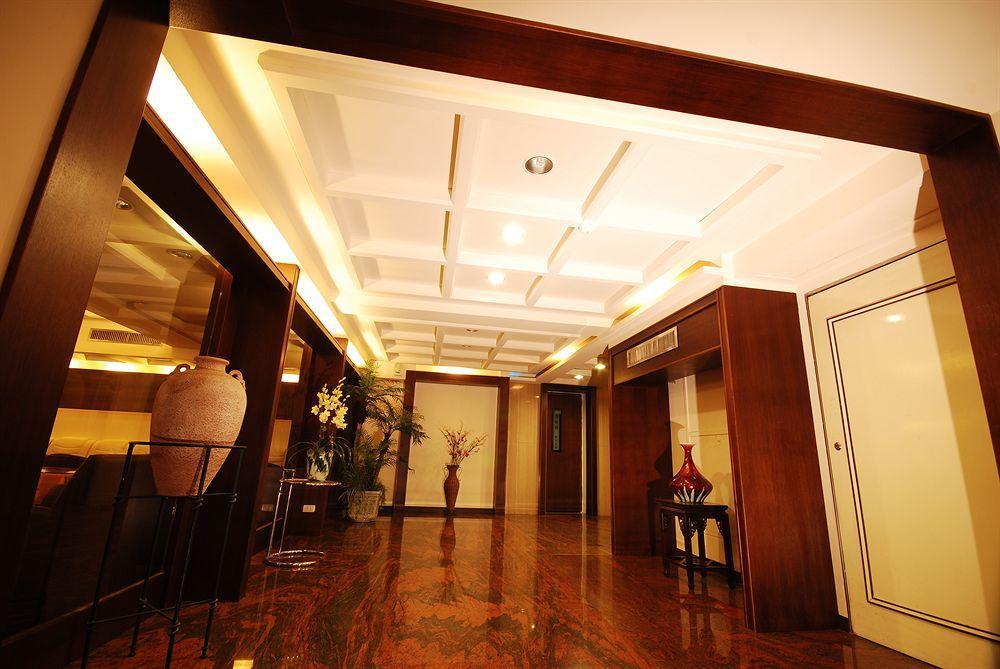 The Enterpriser Hotel Đài Trung Ngoại thất bức ảnh