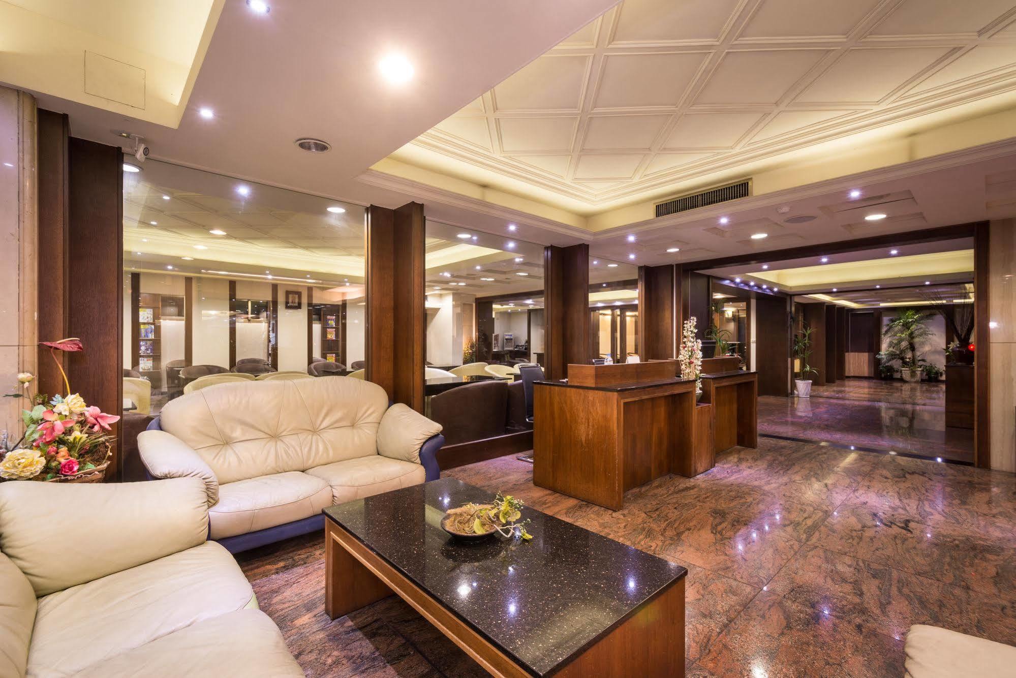 The Enterpriser Hotel Đài Trung Ngoại thất bức ảnh