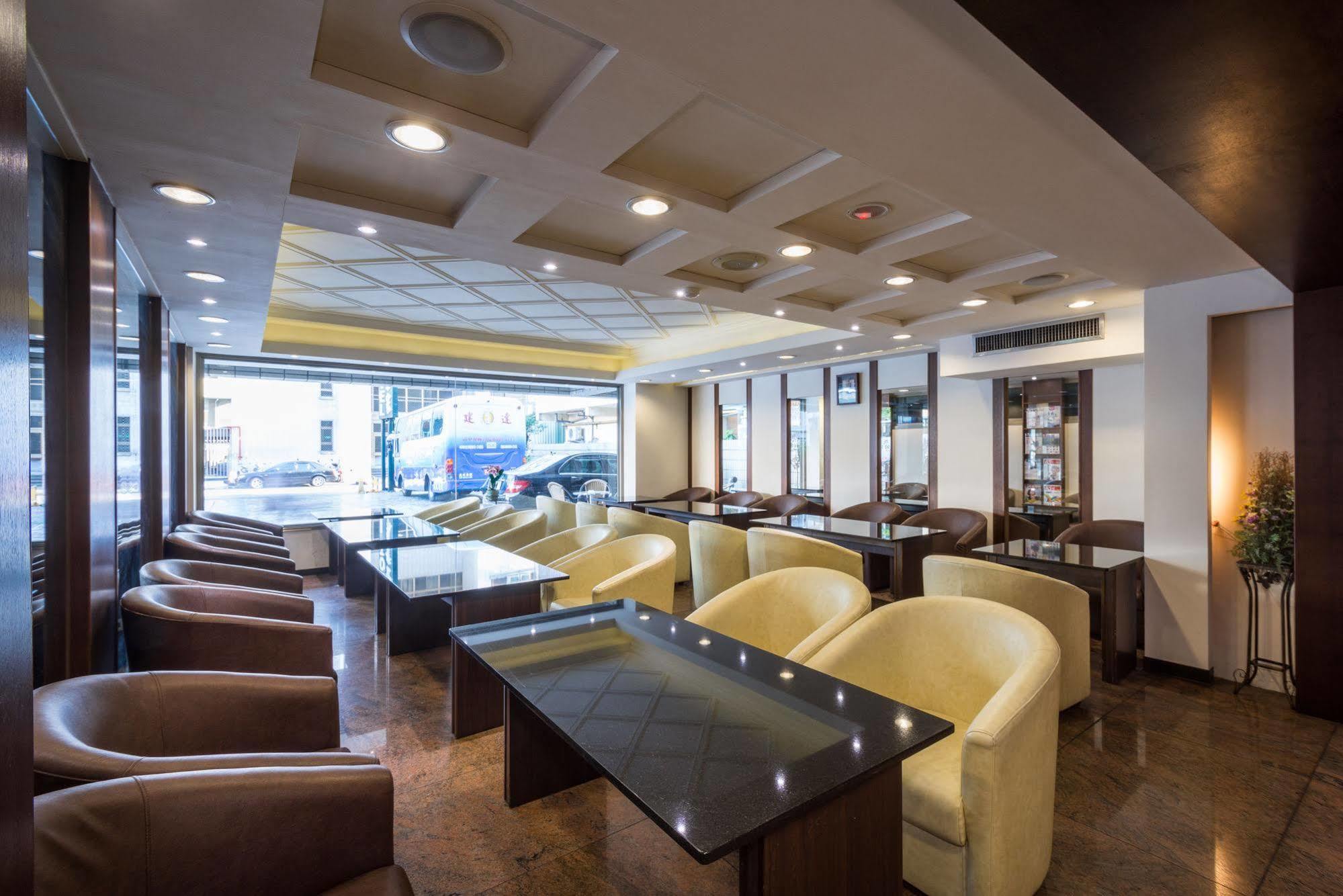 The Enterpriser Hotel Đài Trung Ngoại thất bức ảnh